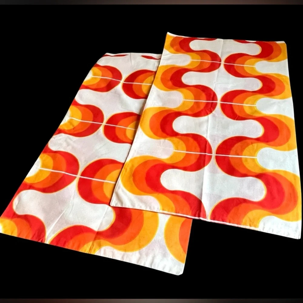 Mid Century Mod Fabric Custom Pillow Cases Op-Art Pattern Colorful Waves